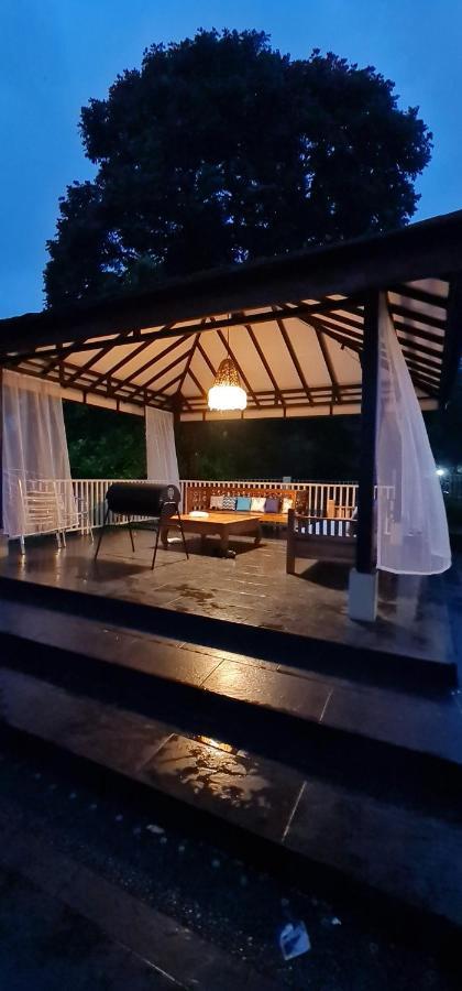 Villa Aurora Cisarua Kültér fotó